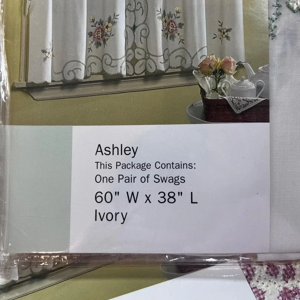 Vtg Ashley Pink Cornsilk Ivory Floral Embroidered Curtain Set Valance Swag Tier